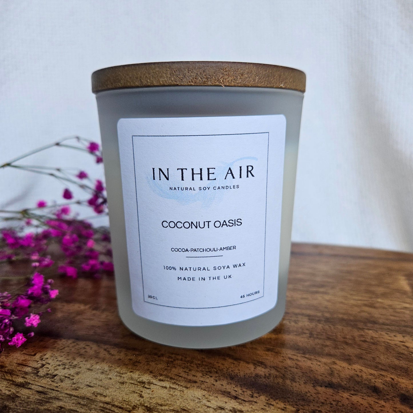 Coconut Oasis Candle | Pineapple, Orange & Almond | 100% Soy Wax | 45h Burn Time