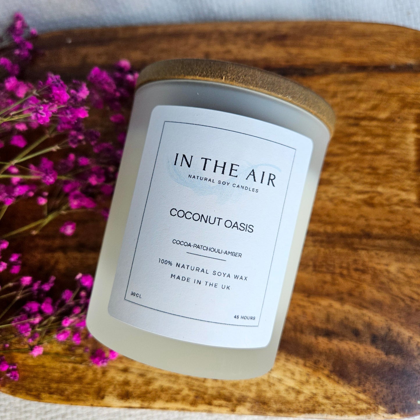 Coconut Oasis Candle | Pineapple, Orange & Almond | 100% Soy Wax | 45h Burn Time