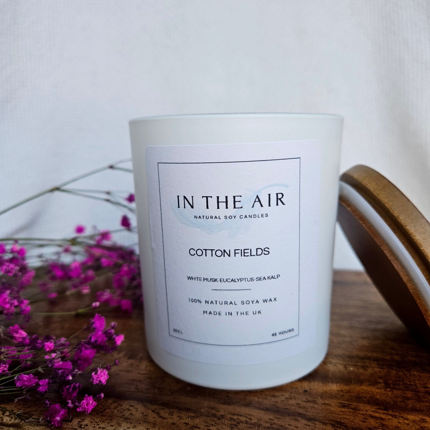Cotton Fields Candle | Fresh, Clean & Airy | 100% Soy Wax | 45h Burn Time