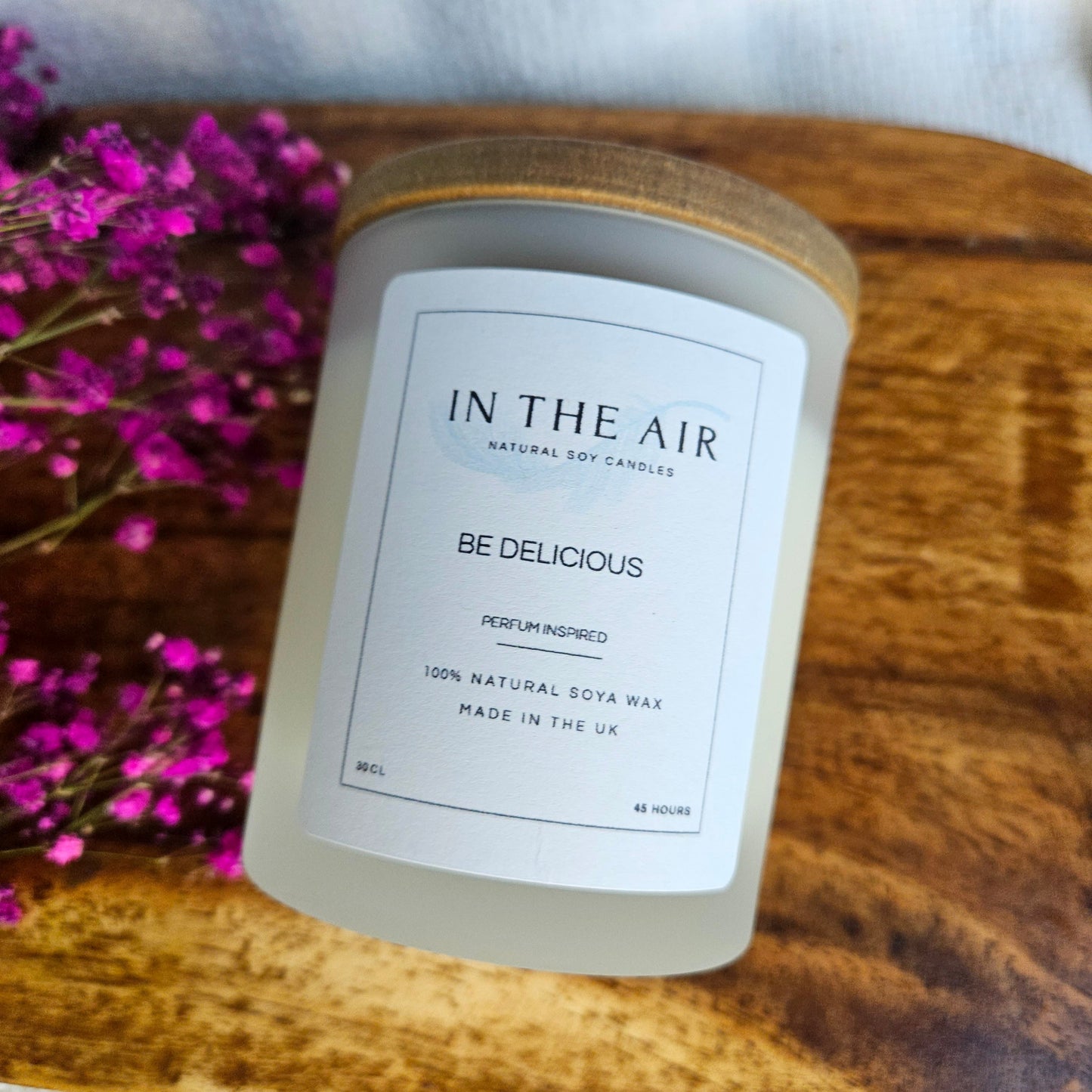 Be Delicious Glow Candle | Apple, Citrus & Floral | 100% Soy Wax | 45h Burn Time