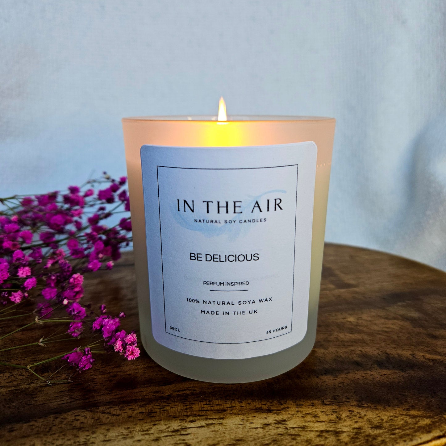 Be Delicious Glow Candle | Apple, Citrus & Floral | 100% Soy Wax | 45h Burn Time