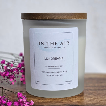 Lily Dreams Candle | Lily, Vanilla & Apple | 100% Soy Wax | 45h Burn Time